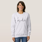 Moderne Minimalistische Edgy Schriftart Bride Wedd Sweatshirt (Vorne ganz)