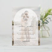 Moderne Minimalistische Einfache Tür 2 Foto Hochze Einladung (Stehend Vorderseite)