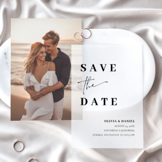 Moderne Minimalistische Elegante Foto Save the Dat Pergament Einladungen