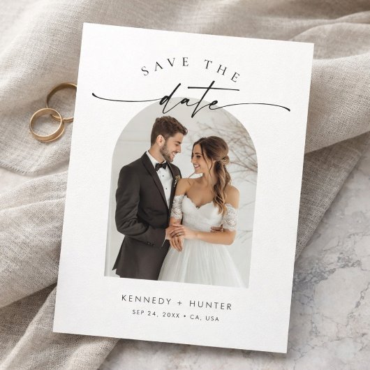 Moderne minimalistische elegante Skriptbogen-Foto Save The Date