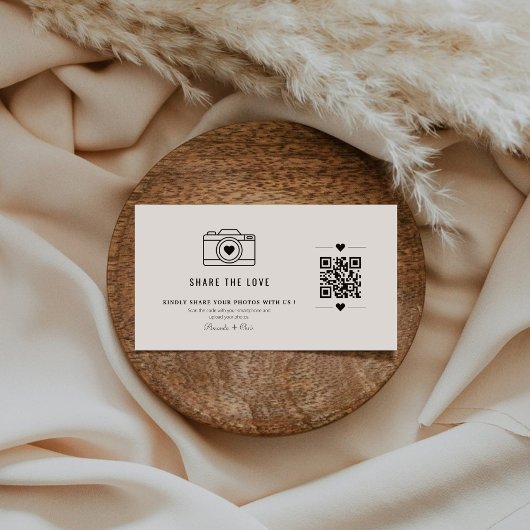 Moderne Minimalistische Erfassung der Liebe QR-Cod Begleitkarte