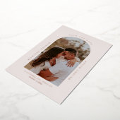Moderne minimalistische Foto Foil Einladung (Gedreht)