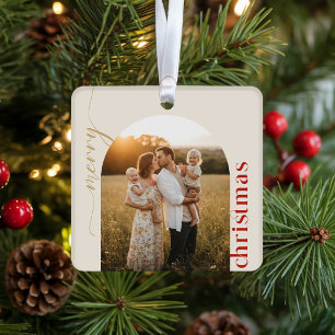 Moderne minimalistische goldene und rote Schriftzu Ornament Aus Metall