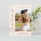 Moderne Minimalistische Grad-2-FOTO-Graduierungspa Einladung (Stehend Vorderseite)