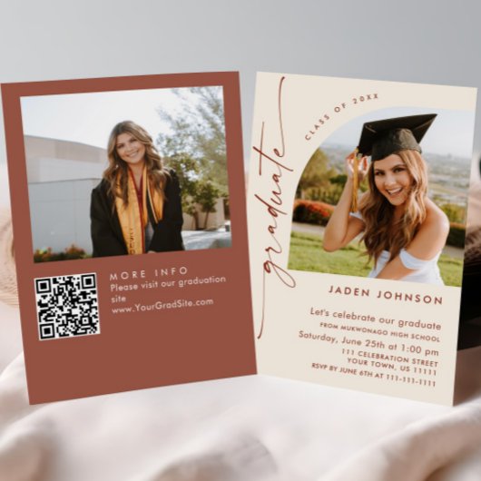 Moderne Minimalistische Grad-2-FOTO-Graduierungspa Einladung