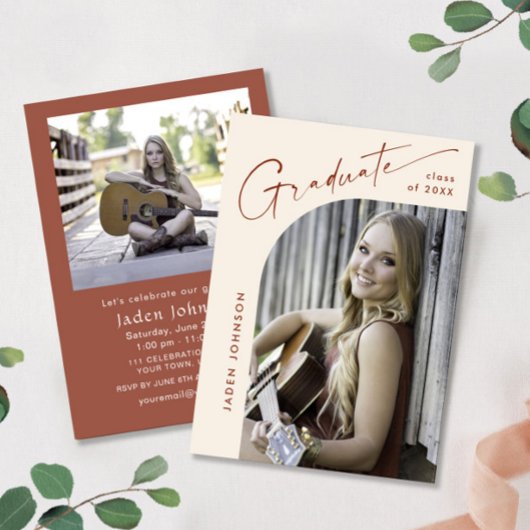 Moderne Minimalistische Grad-2-FOTO-Graduierungspa Einladung