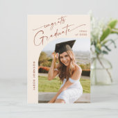 Moderne Minimalistische Grad 4 FOTO Graduierungspa Einladung (Stehend Vorderseite)