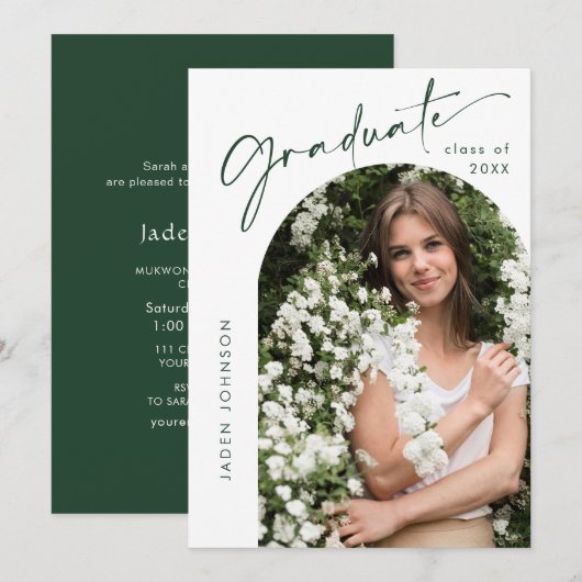 Moderne Minimalistische Grad-FOTO-Graduierungspart Einladung (Vorne/Hinten)