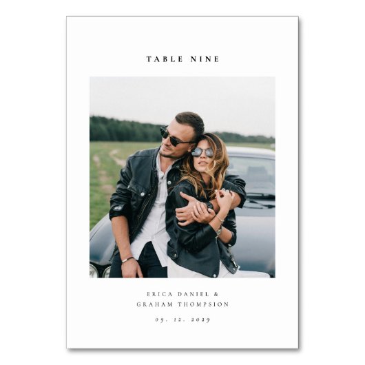 Moderne Minimalistische Hochzeitstisch-Nummer mit Tischnummer (Vorderseite)