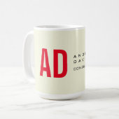 Moderne Minimalistische Initialen Rotes Monogramm Kaffeetasse (Vorderseite Links)