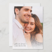 Moderne Minimalistische Kalligrafie-Foto-Hochzeit Einladung (Rückseite)