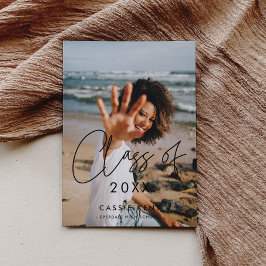 Moderne minimalistische Klasse 2025 Abschluss Foto Ankündigung