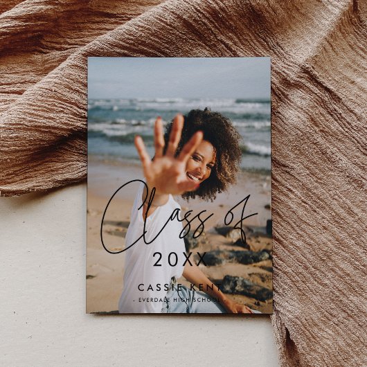 Moderne minimalistische Klasse 2025 Abschluss Foto Ankündigung