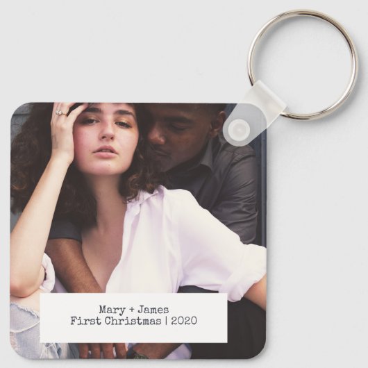 Moderne Minimalistische Liebe Verlobte Hochzeitsfe Schlüsselanhänger (Rückseite)