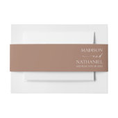 Moderne Minimalistische Mocha Mousse Wedding Einladungsbanderole (Vorderseite Beispiel)