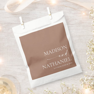 Moderne Minimalistische Mocha Mousse Wedding Geschenktütchen