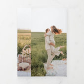 Moderne Minimalistische Monogram Black & White Wed Dreifach Gefaltete Einladung (Cover)