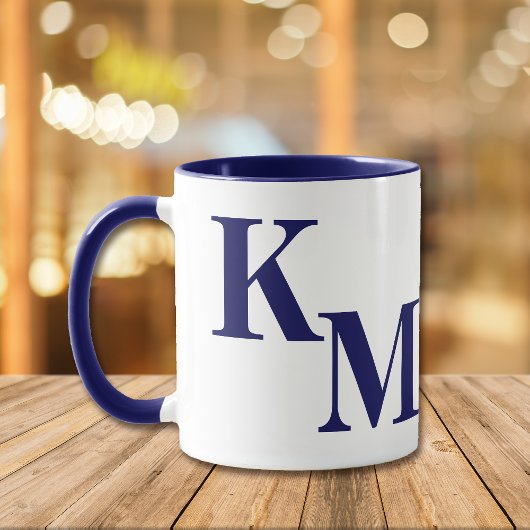 Moderne Minimalistische Navy Blue Letter Monogram Tasse