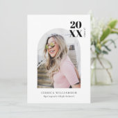 Moderne Minimalistische Pink Arch Foto Graduation Einladung (Stehend Vorderseite)