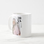 Moderne Minimalistische Pink Arch Foto Graduation Kaffeetasse (Vorderseite Links)
