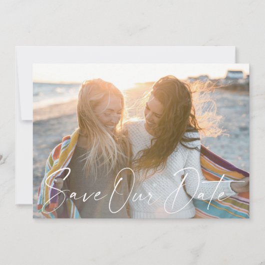 Moderne Minimalistische Romantische Skriptüberlage Save The Date (Vorderseite)