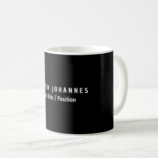 Moderne Minimalistische Schlichte Elegant Schwarz Kaffeetasse (VorderseiteRechts)
