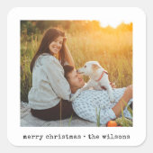 Moderne Minimalistische Schreibmaschine frohe Weih Quadratischer Aufkleber (Vorderseite)