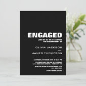 Moderne Minimalistische schwarze Engagement-Partei Einladung (Stehend Vorderseite)