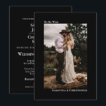 Moderne Minimalistische Schwarze Hochzeit des vert Einladung<br><div class="desc">Diese schöne klassische Schwarze Hochzeit Einladung ist modern, minimalistisch und einfach. Es zeichnet sich durch ein vertikales oder portraitorientiertes Design aus, mit Ihrem Foto auf der Vorderseite umgeben von der Beschriftung "To Be Wed" und Ihren Namen. Der Rücken hat die gesamte Standardformulierung der Hochzeitseinladung und einen optionalen Platz für Ihre...</div>