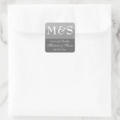 Moderne Minimalistische Script Gray Wedding Quadratischer Aufkleber (Tasche)