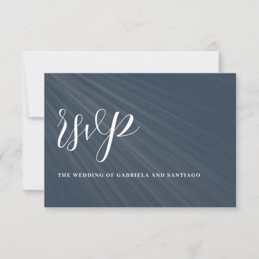 Moderne Minimalistische Script Navy Blue Wedding RSVP Karte (Vorderseite)