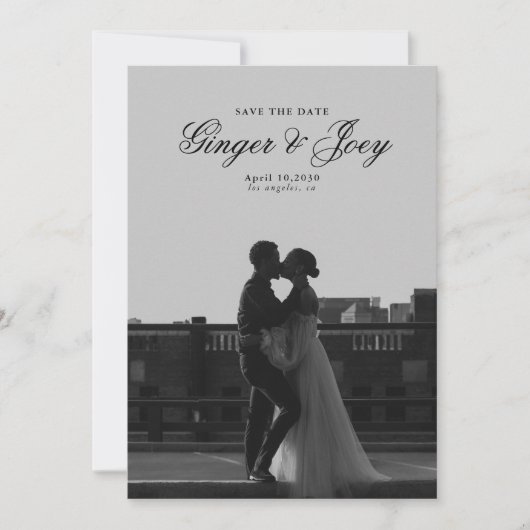 Moderne Minimalistische SkriptWedding Save the Dat Einladung (Vorderseite)