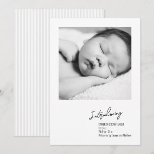 Moderne minimalistische Streifen-Baby-Foto-Geburts Ankündigung
