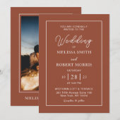 Moderne Minimalistische Terracotta Foto Hochzeit Einladung (Vorne/Hinten)