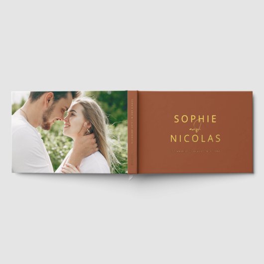 Moderne Minimalistische Terracotta Foto Hochzeit Gästebuch (Voll)