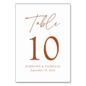 Moderne Minimalistische Terracotta-Script-Hochzeit Tischnummer (Rückseite)