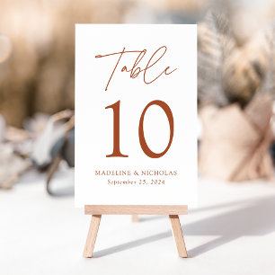 Moderne minimalistische Terrakotta-Script-Hochzeit Tischnummer
