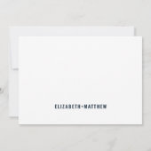 Moderne + Minimalistische Typografie Hochzeit Viel Dankeskarte (Rückseite)