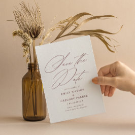Moderne Minimalkalligraphie Soft Burgundy Wedding Save The Date
