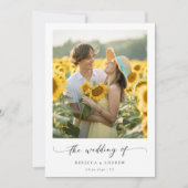 Moderne Minimalkalligraphie Sonnenblumenhochzeit F Einladung (Vorderseite)