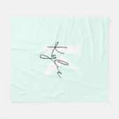 Moderne Minze Creme Personalisiert Monogramm Name Fleecedecke (Vorderseite (Horizontal))