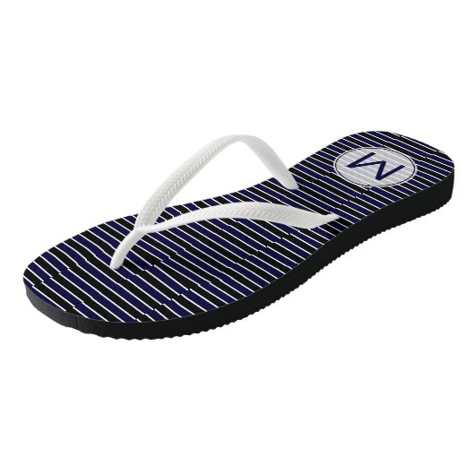 Moderne Mit Monogramm dunkelblaue Streifen Badesandalen (Schrägansicht)