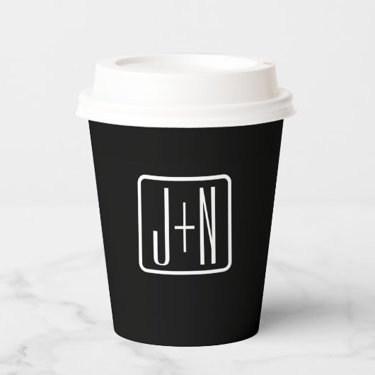 Moderne Mit Monogramm Initialen | Schwarz und Weiß Pappbecher (Vorderseite)