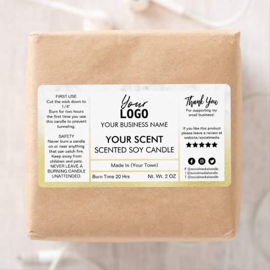 Moderne, moderne Gold- und Marmorkerze (Insitu)