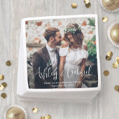 Moderne moderne White Script Foto Overlay-Hochzeit Serviette