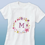 Moderne Monogram-Aquarellblume T-Shirt<br><div class="desc">Ein hübscher,  blumenfarbener Kranz,  der ein modernes Monogramm-Initial umgibt. Personalisieren Sie,  indem Sie die ursprüngliche. Originelle Kunst von Nic Squirrell.</div>