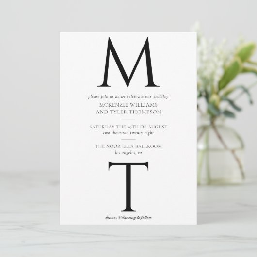 Moderne Monogram Bold Black Initials Wedite Einlad Einladung (Stehend Vorderseite)