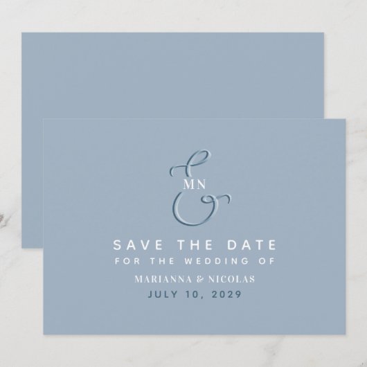 Moderne Monogram Dusty Blue Wedding Save The Date (Vorne/Hinten)
