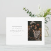 Moderne Monogram Elegante Foto Wedding Einladung (Stehend Vorderseite)