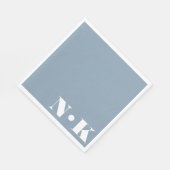 Moderne Monogram Initials Dusty Blue Custom Weddin Serviette (Ecke)